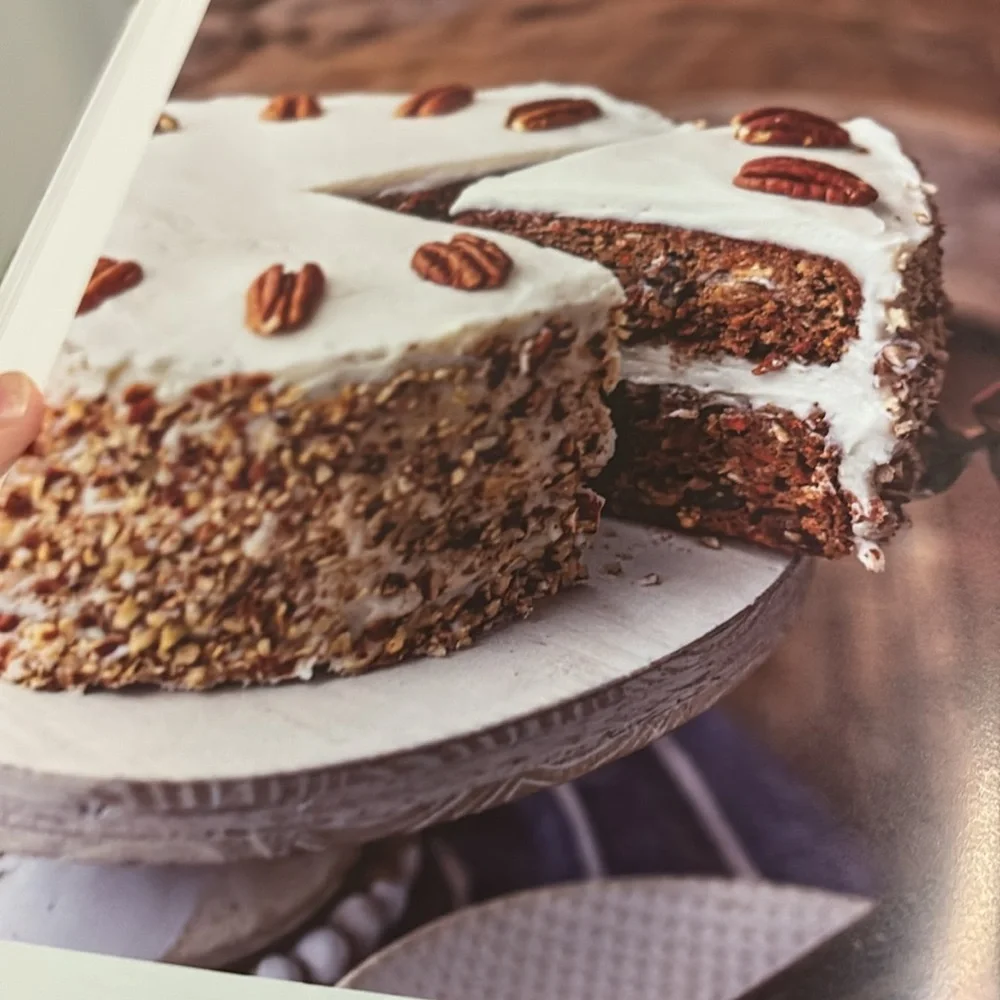 Avery White and Green Kitchen Cookbook - Picture 9 of 12